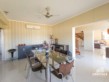Venta Casa 5 dormitorios Puerto Roldán