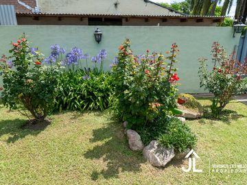 Propiedad a la venta en el pueblo de Los Cardales