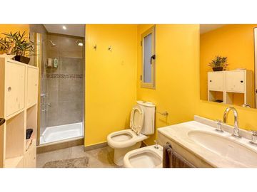 Venta | Casa de cuatro dormitorios en Rosario.