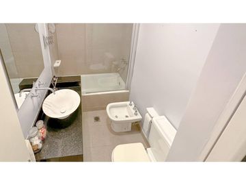 Venta | Casa de cuatro dormitorios en Rosario.