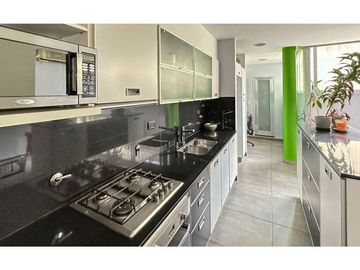 Venta | Casa de cuatro dormitorios en Rosario.