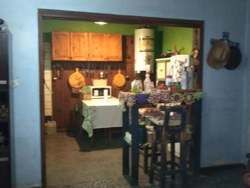 Amplia casa ubicada San Justo, La Matanza