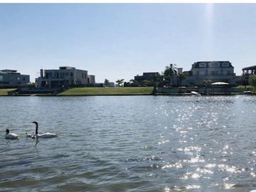 Lote al Lago en Venta en Virazon
