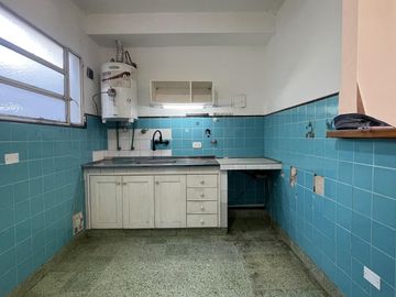 Departamento de 2 dormitorios en venta en La Plata