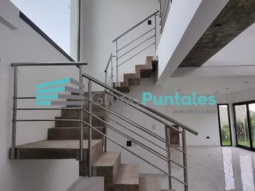 Casa - Barrio Santa Ines