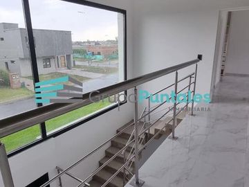 Casa - Barrio Santa Ines