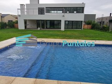 Casa - Barrio Santa Ines