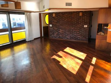 Departamento 5 ambientes en Olivos, de Libertador al rio con 2 cocheras y baulera !