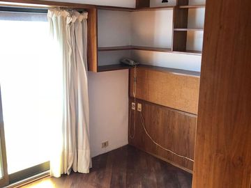 Departamento 5 ambientes en Olivos, de Libertador al rio con 2 cocheras y baulera !