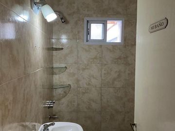 OPORTUNIDAD CASA EN VENTA, JOSE MÁRMOL.