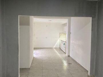 OPORTUNIDAD CASA EN VENTA, JOSE MÁRMOL.