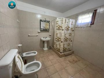 Casa en venta - 1 Dormitorio 1 Baño - 260mts2 - Miramar