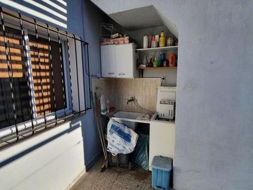 Oportunidad!!!! - PH de 3 ambientes con jardin, patio y terraza-en venta