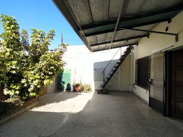 Casa de 3 dormitorios en 2 plantas. APTA A CREDITO