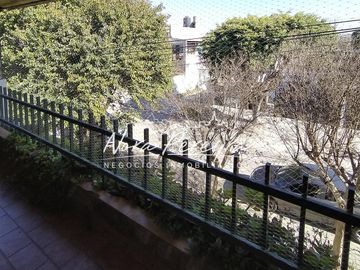 Casa de 3 dormitorios en 2 plantas. APTA A CREDITO