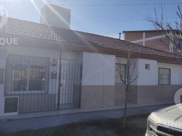 Casa en  Barrio Huiliches