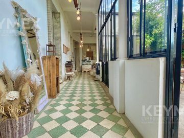Venta PH en San Isidro 4 ambientes, pasaje seguro, cerca de plaza, café y tren