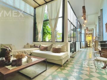 Venta PH en San Isidro 4 ambientes, pasaje seguro, cerca de plaza, café y tren