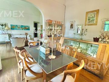 Venta PH en San Isidro 4 ambientes, pasaje seguro, cerca de plaza, café y tren