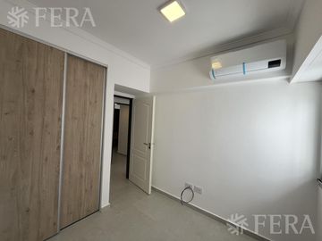 Venta de Departamento 4 ambientes con balcón en Wilde