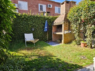 Venta oportunidad  PH DUPLEX en Beccar JARDIN impecable parrilla