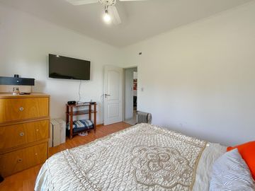 Casa de 2 dormitorios con jardín y pileta, Funes Town