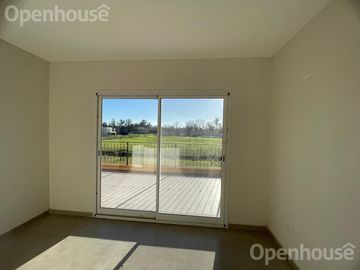 Venta Casa en  SAN PABLO con salida a espacio verde comun