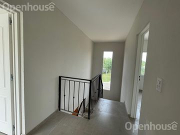 Venta Casa en  SAN PABLO con salida a espacio verde comun