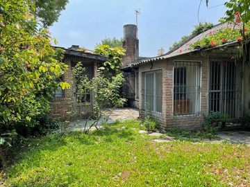 Casa en venta - 3 Dormitorios 3 Baños - 600Mts2 - San Miguel