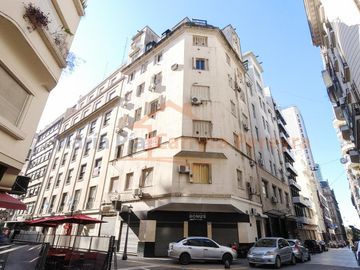 VENTA 2 AMBIENTES CON DEPENDENCIAS EN LAVALLE AL 300 SAN NICOLAS