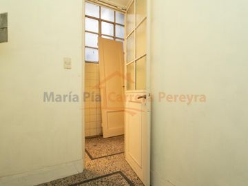 VENTA 2 AMBIENTES CON DEPENDENCIAS EN LAVALLE AL 300 SAN NICOLAS