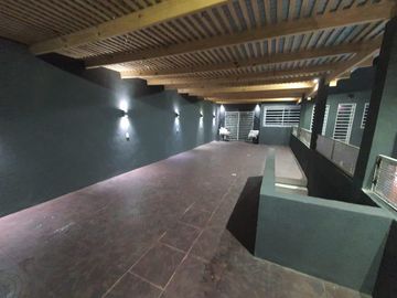 Casa en El Triangulo Malvinas Argentinas