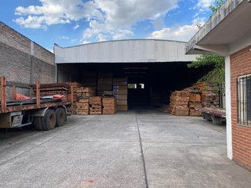 Depósito en  Burzaco