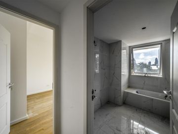Departamento en venta - 3 Dormitorios 4 Baños - Cochera - 158.1mts2 - Caballito