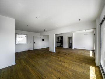 Departamento en venta - 3 Dormitorios 4 Baños - Cochera - 158.1mts2 - Caballito