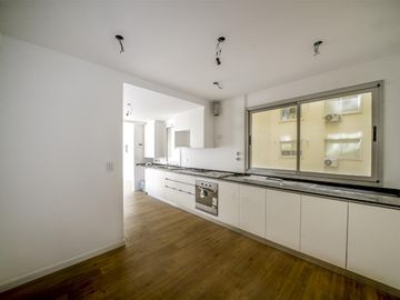 Departamento en venta - 3 Dormitorios 4 Baños - Cochera - 158.1mts2 - Caballito
