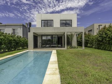 VENTA, CASA, PUERTOS, BARRIO ARAUCARIAS, LOTE AL 100, 4 AMBIENTES