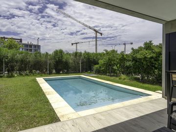 VENTA, CASA, PUERTOS, BARRIO ARAUCARIAS, LOTE AL 100, 4 AMBIENTES
