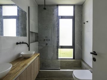 VENTA, CASA, PUERTOS, BARRIO ARAUCARIAS, LOTE AL 100, 4 AMBIENTES