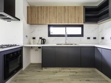 VENTA, CASA, PUERTOS, BARRIO ARAUCARIAS, LOTE AL 100, 4 AMBIENTES