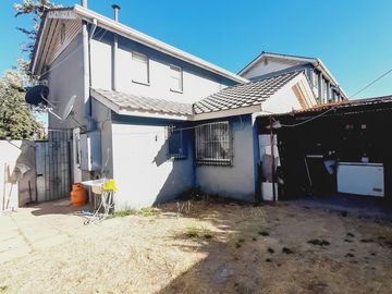 Comoda Casa, San Bernardo 3 Dormitorios en Condominio Urbano
