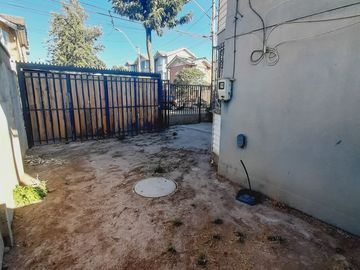 Comoda Casa, San Bernardo 3 Dormitorios en Condominio Urbano