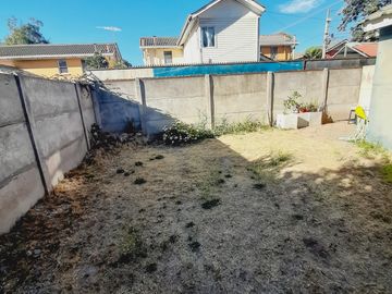 Comoda Casa, San Bernardo 3 Dormitorios en Condominio Urbano