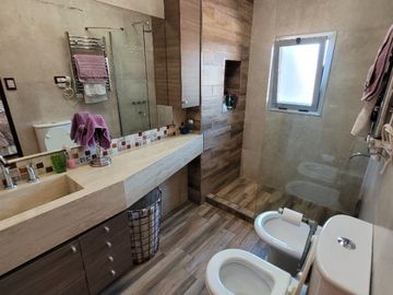 Casa en venta en Moron Sur
