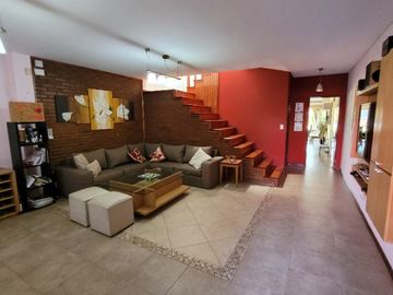 Casa en venta en Moron Sur