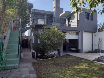 Casa en venta en Parque Quirno