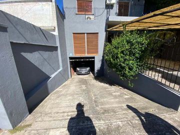 Casa en venta en Parque Quirno