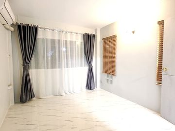 1 Bedroom Townhouse for sale in Thap Ma, Rayong