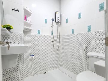 1 Bedroom Townhouse for sale in Thap Ma, Rayong