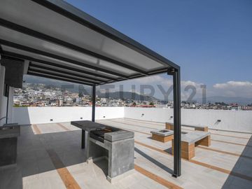 Departamento por estrenar con patio Sector La Florida